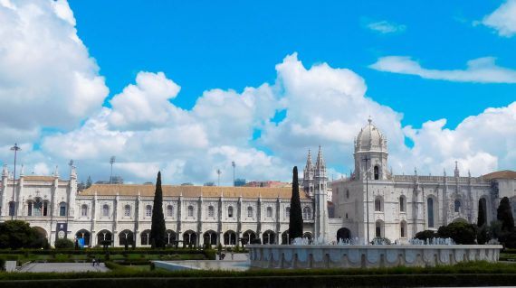 Mosteiro dos Jerónimos Sightseeing Tours in the Center of Portugal - Turismo de Portugal - Gowestours  - Go West Tours